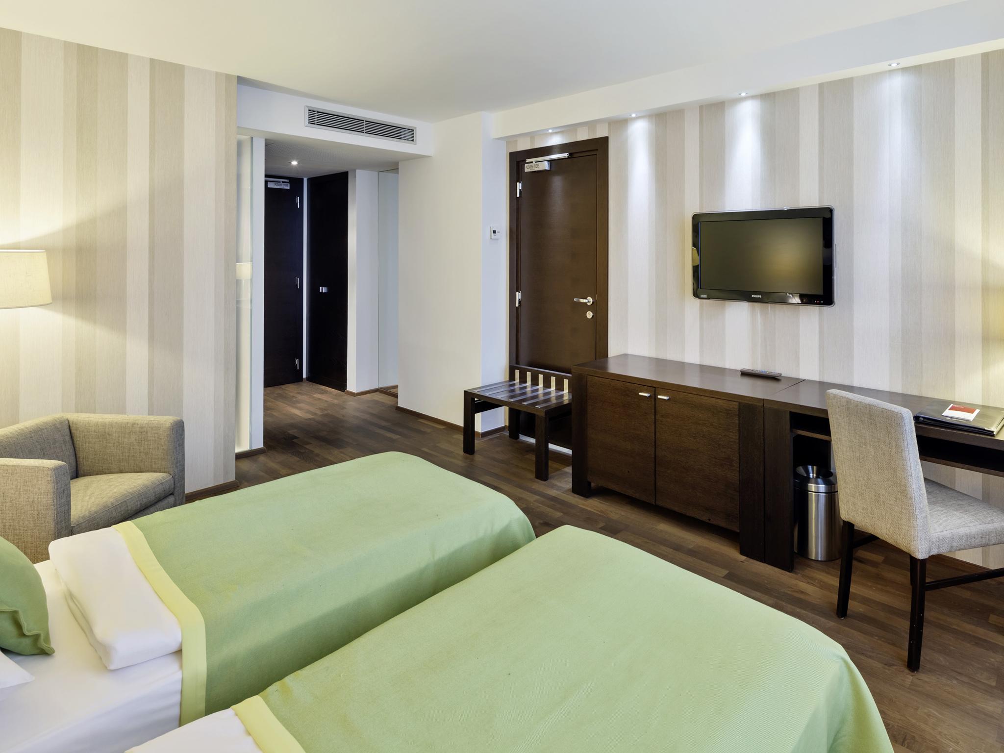 Ac Hotel By Marriott Bratislava Old Town Luaran gambar