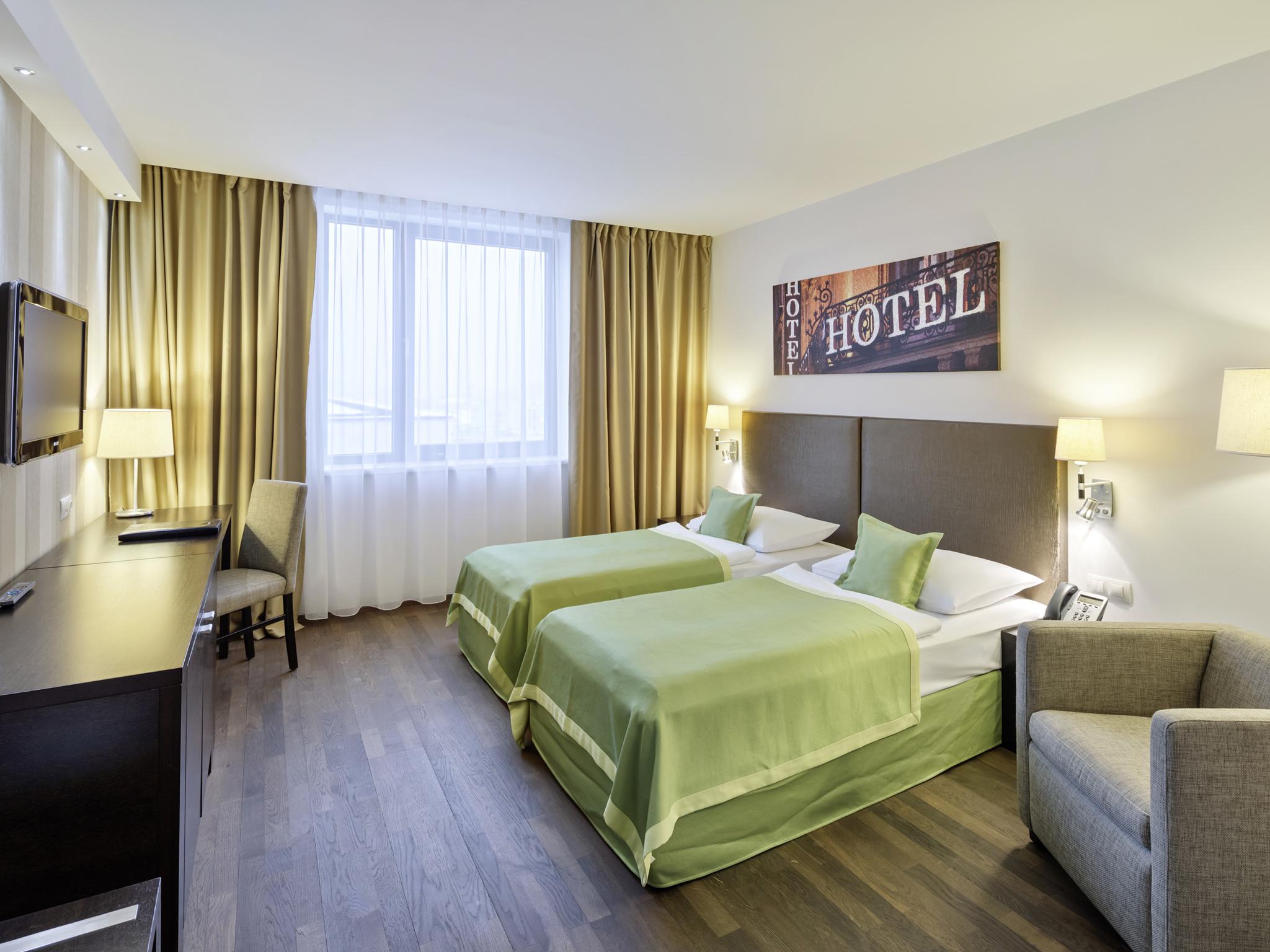 Ac Hotel By Marriott Bratislava Old Town Luaran gambar