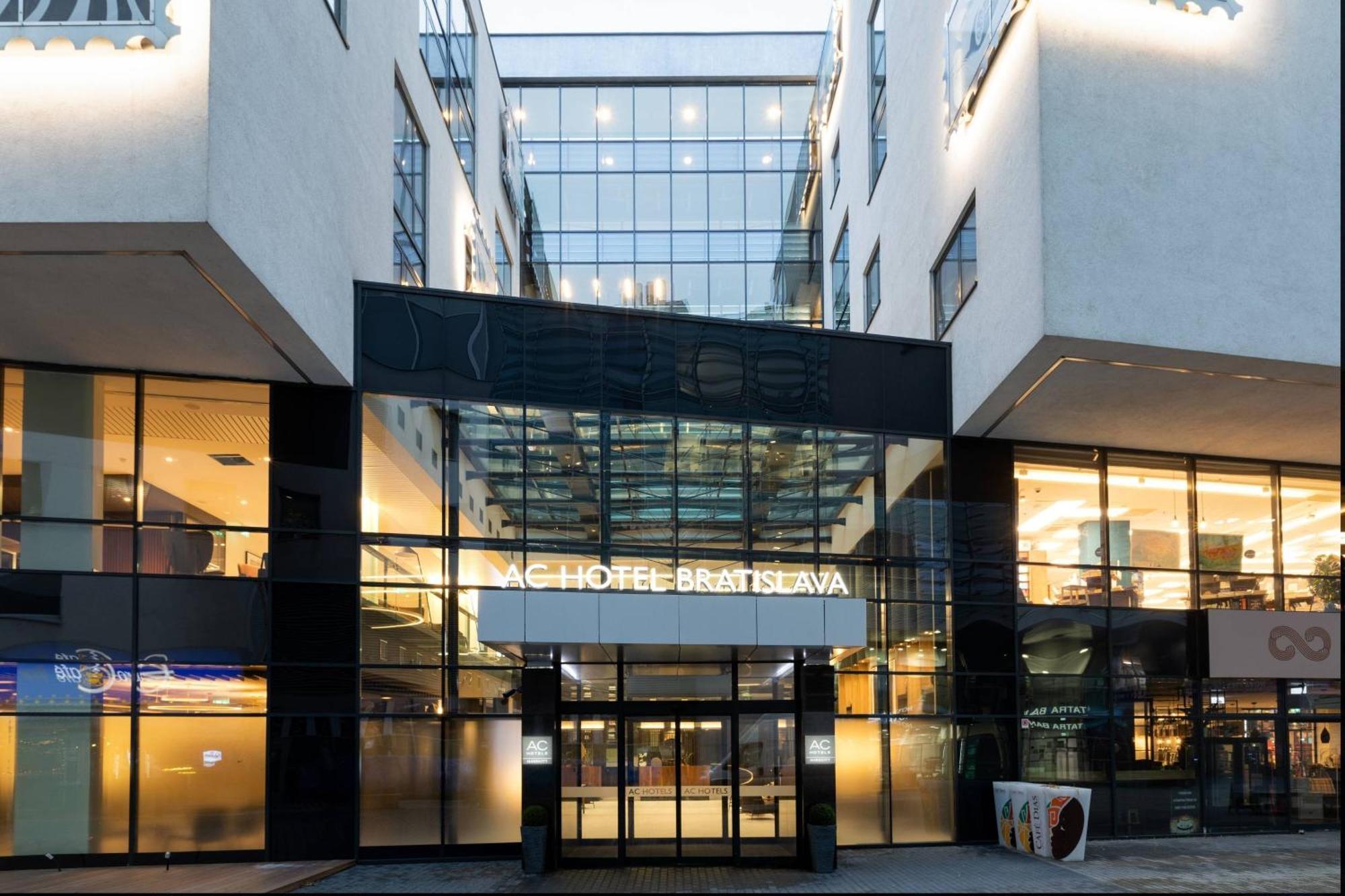Ac Hotel By Marriott Bratislava Old Town Luaran gambar